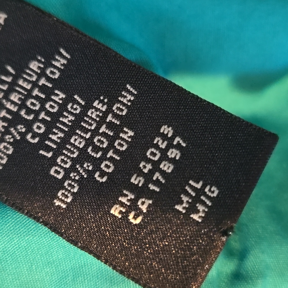 Banana Republic Stylish Bold Kelly Green Bucket Hat with Golden Accents - Picture 5 of 8